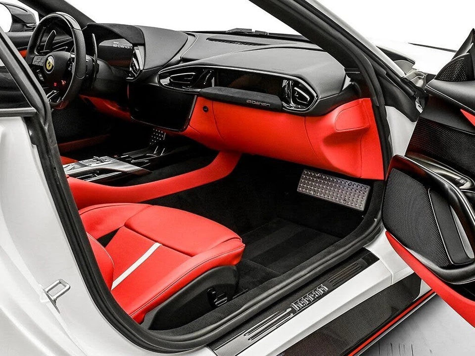 2025 Ferrari 12Cilindri - Image 22 of 31