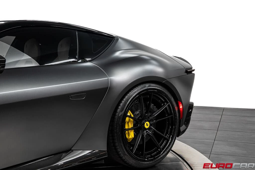 2025 Ferrari 12Cilindri - Image 18 of 31