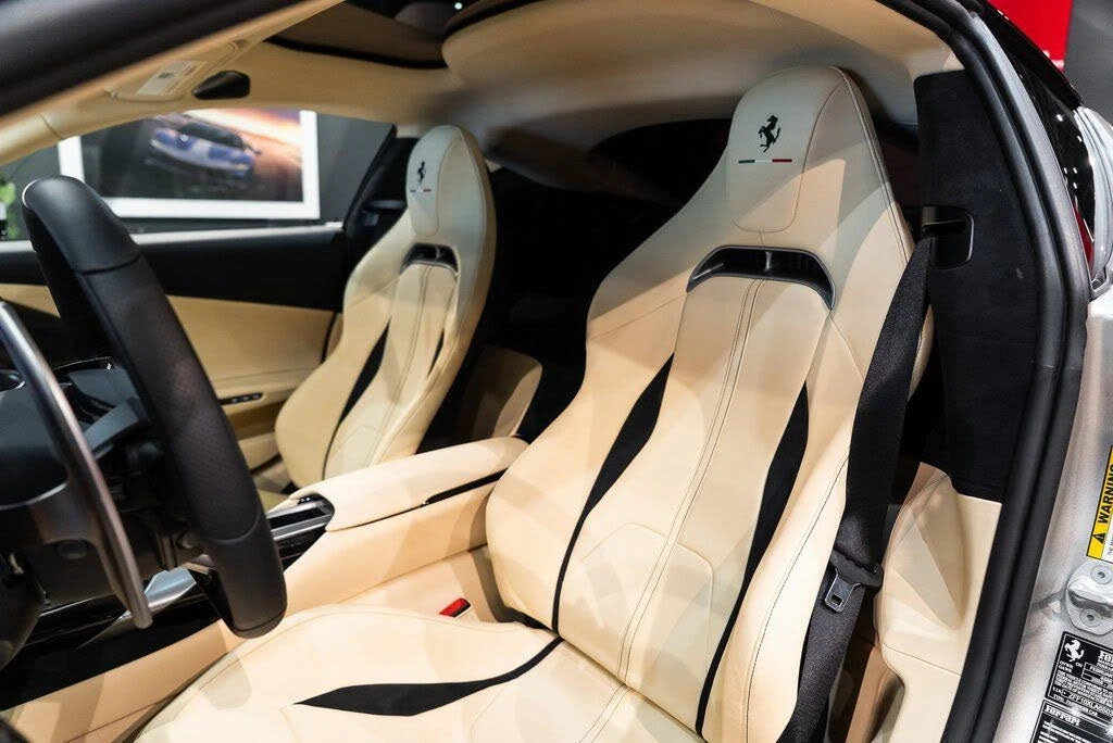 2025 Ferrari 12Cilindri - Image 4 of 31