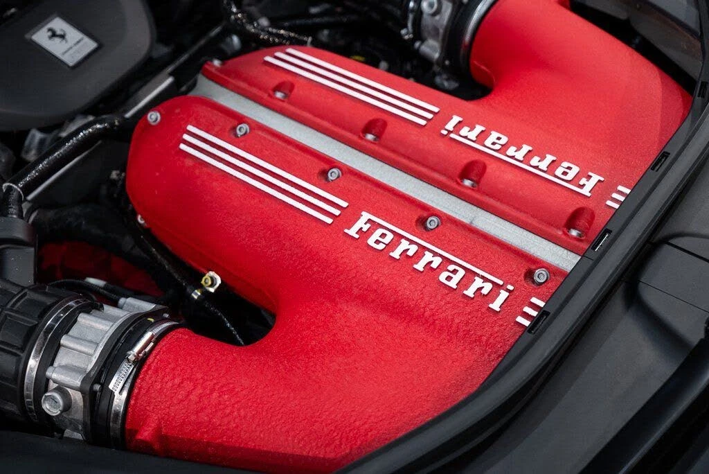 2025 Ferrari 12Cilindri - Image 18 of 31