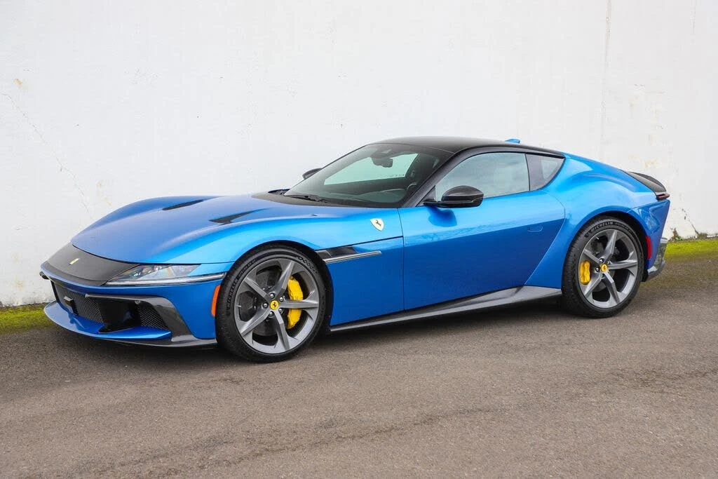 2025 Ferrari 12Cilindri - Image 9 of 31