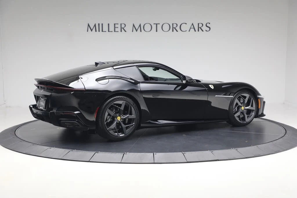 2025 Ferrari 12Cilindri - Image 8 of 29