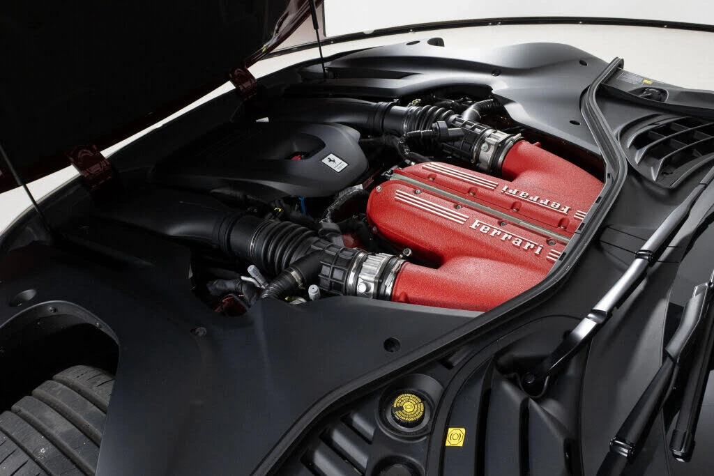 2025 Ferrari 12Cilindri - Image 25 of 31