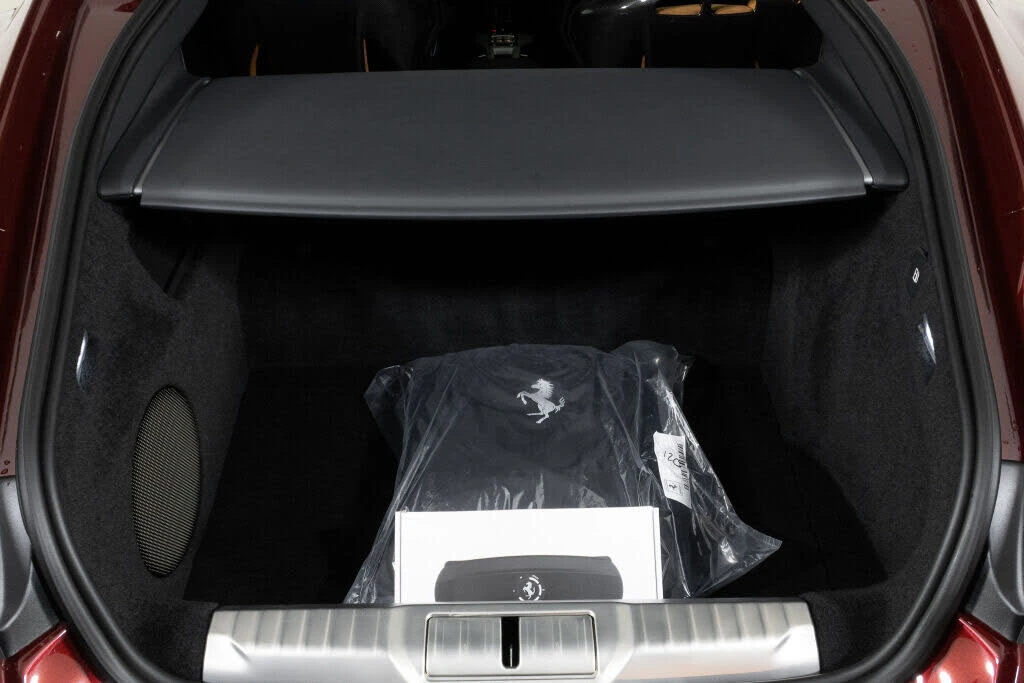 2025 Ferrari 12Cilindri - Image 22 of 31