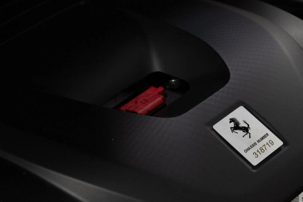 2025 Ferrari 12Cilindri - Image 26 of 31