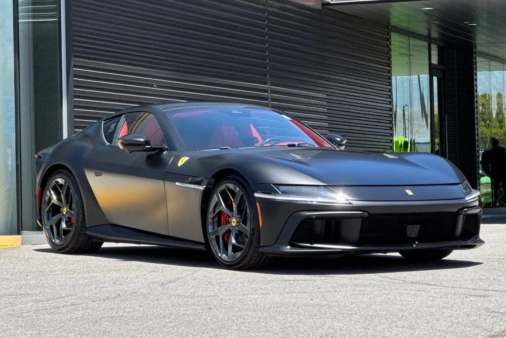 2025 Ferrari 12Cilindri - Image 10 of 31