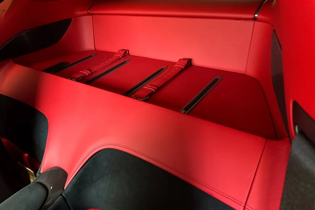 2025 Ferrari 12Cilindri - Image 15 of 31