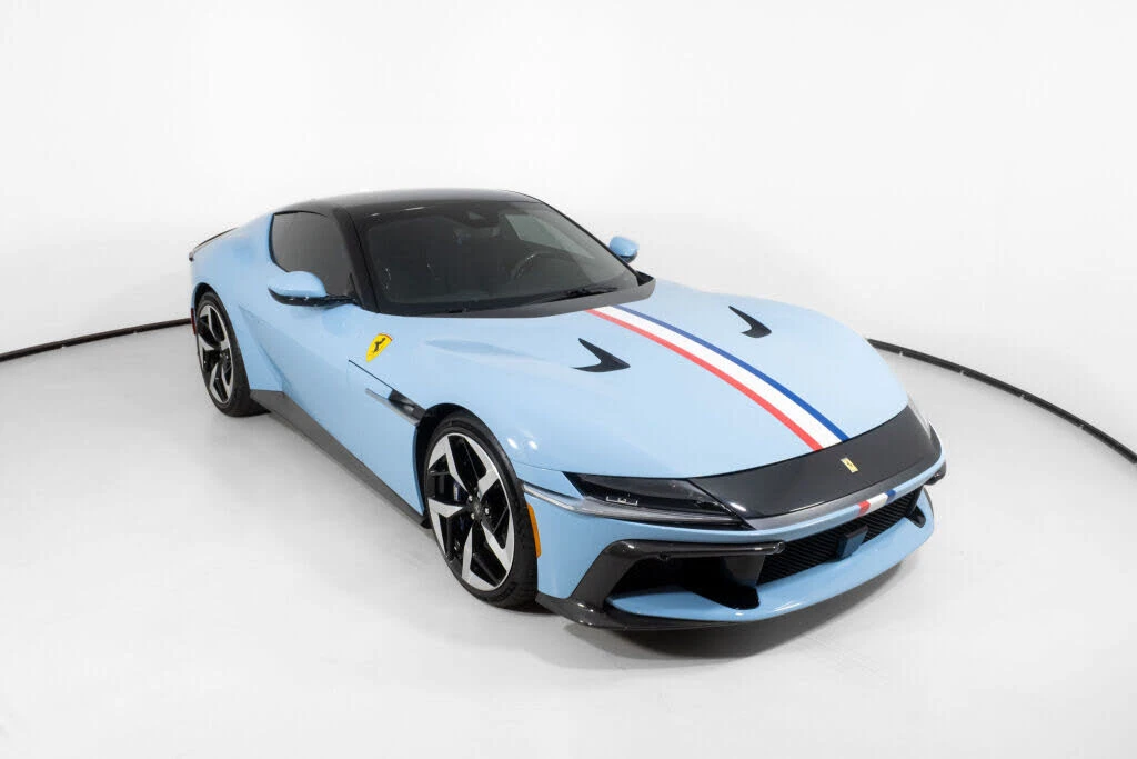 2025 Ferrari 12Cilindri - Image 12 of 31