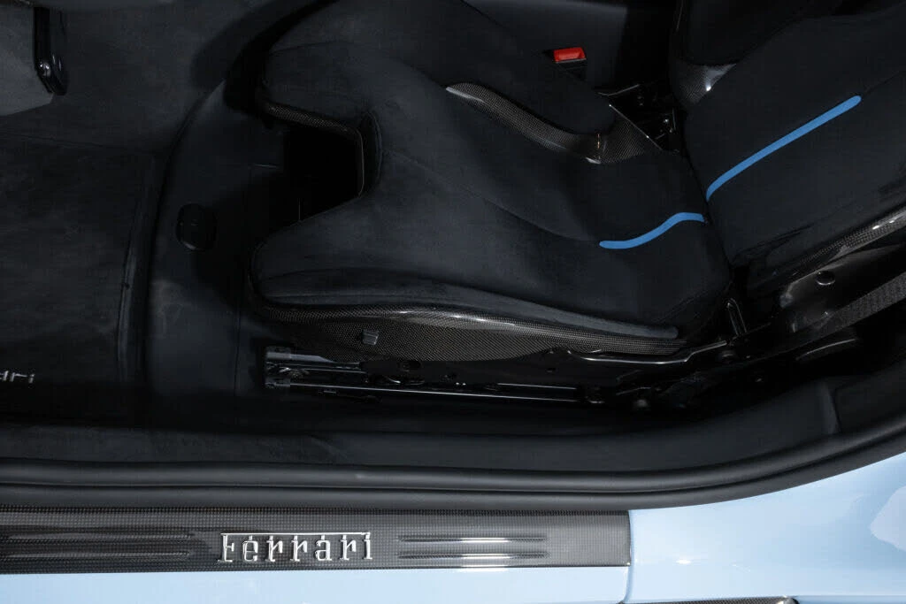 2025 Ferrari 12Cilindri - Image 31 of 31