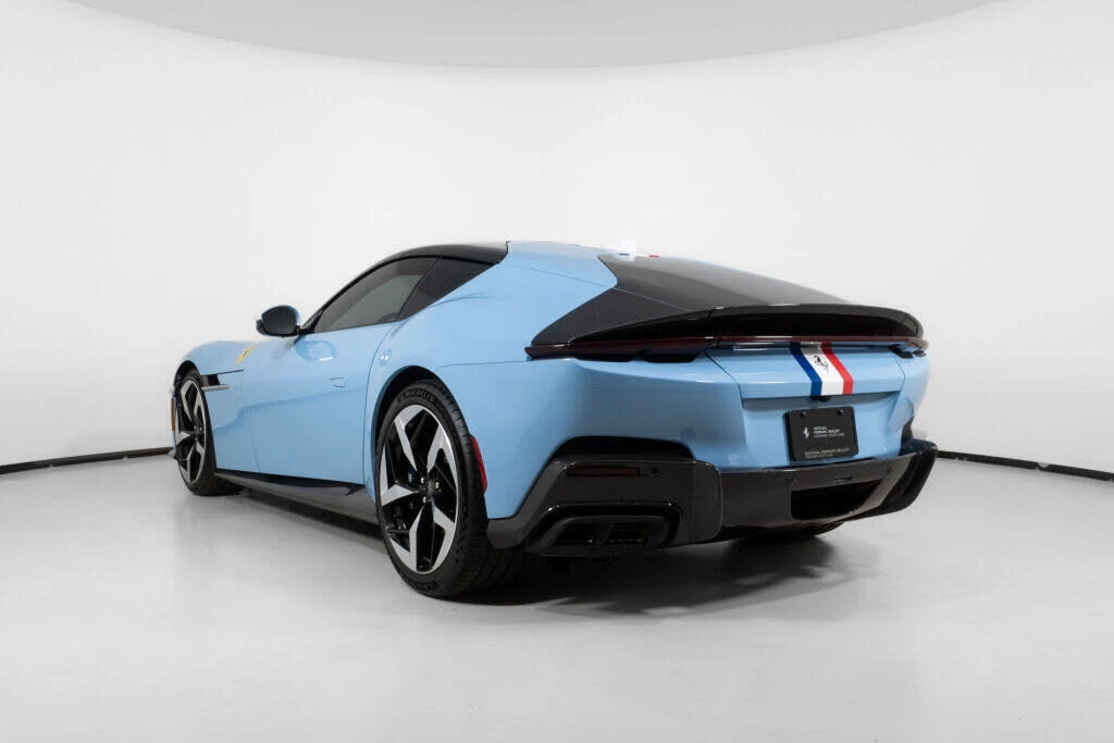 2025 Ferrari 12Cilindri - Image 4 of 31