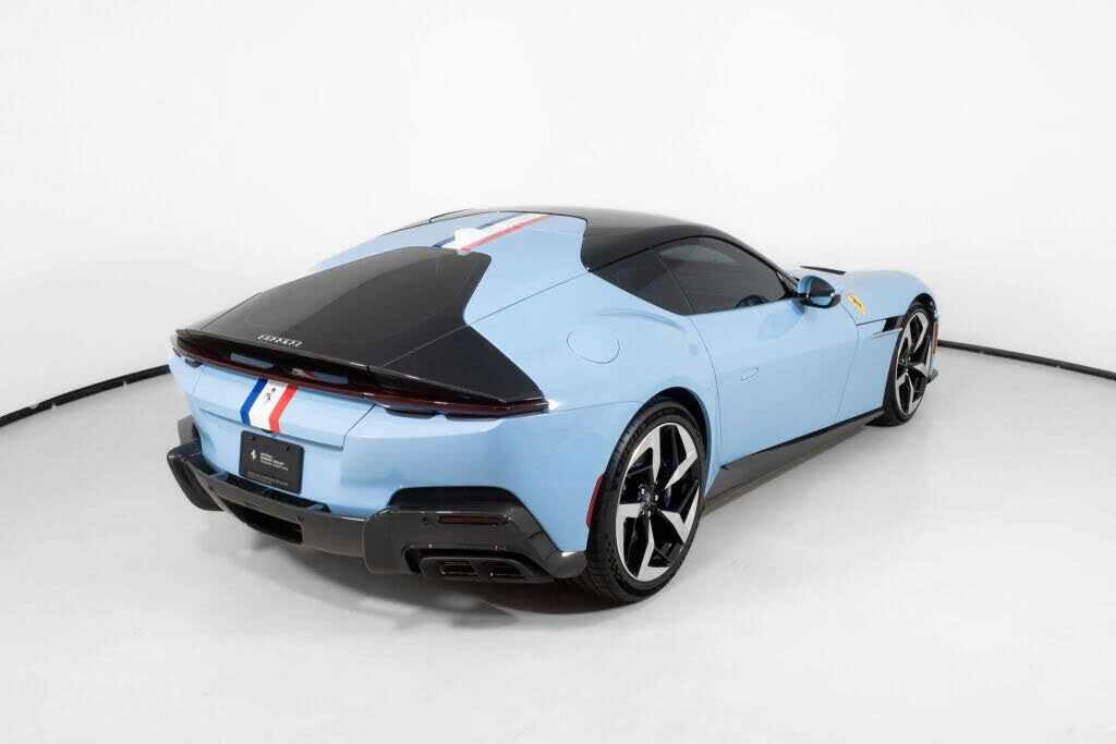 2025 Ferrari 12Cilindri - Image 10 of 31