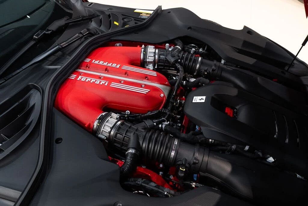 2025 Ferrari 12Cilindri - Image 19 of 31