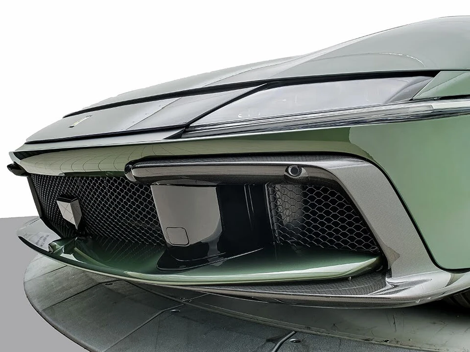 2025 Ferrari 12Cilindri - Image 24 of 31