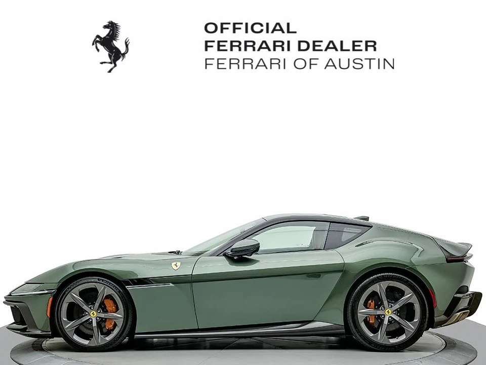 2025 Ferrari 12Cilindri - Image 4 of 31