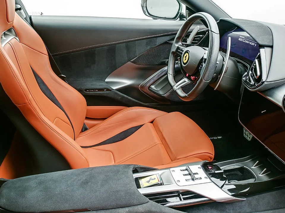 2025 Ferrari 12Cilindri - Image 18 of 31