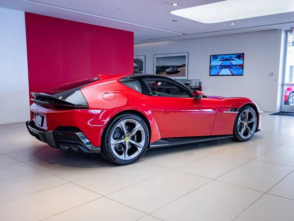 2025 Ferrari 12Cilindri - Image 6 of 26