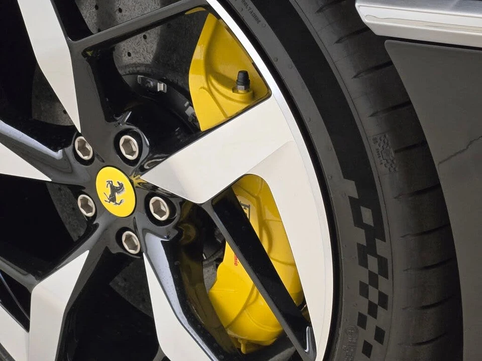 2025 Ferrari 12Cilindri - Image 12 of 31
