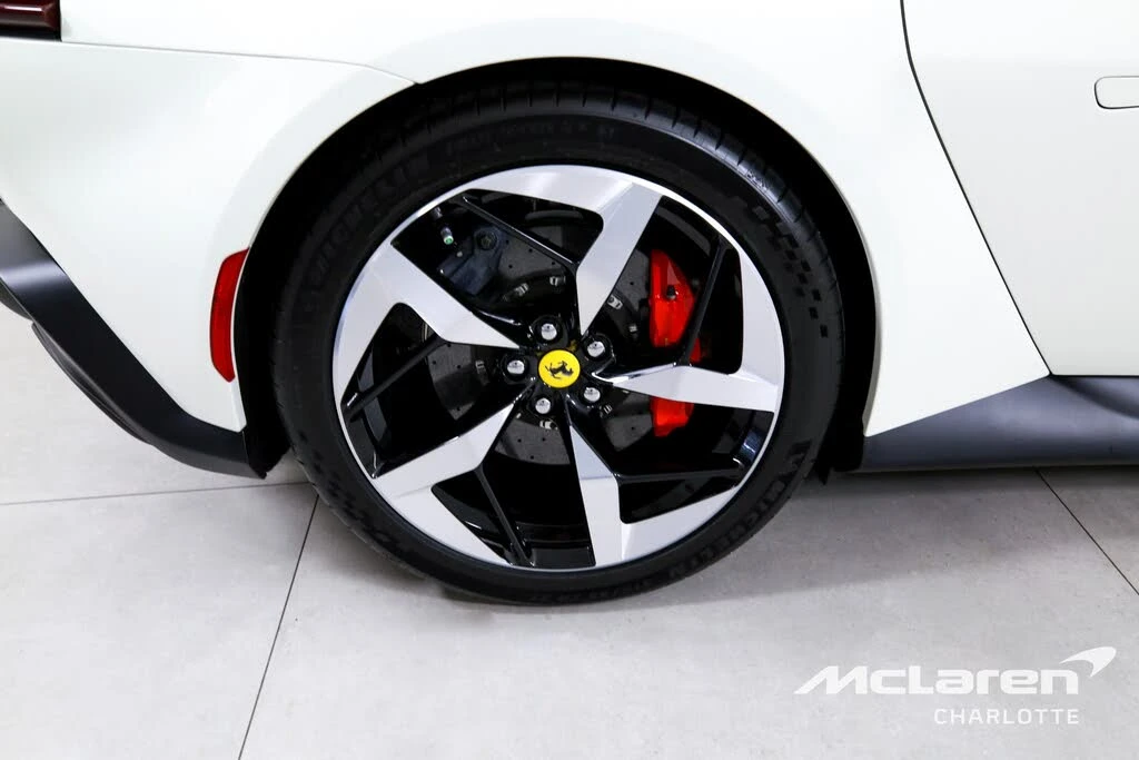 2025 Ferrari 12Cilindri - Image 28 of 31