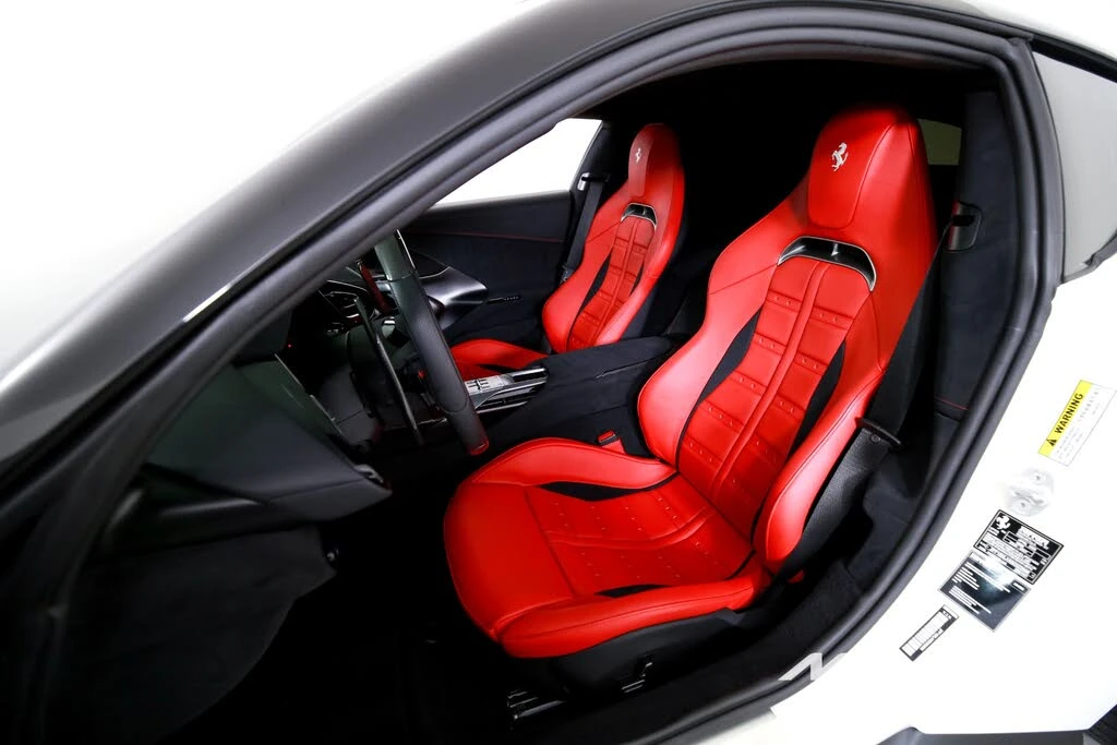 2025 Ferrari 12Cilindri - Image 12 of 31
