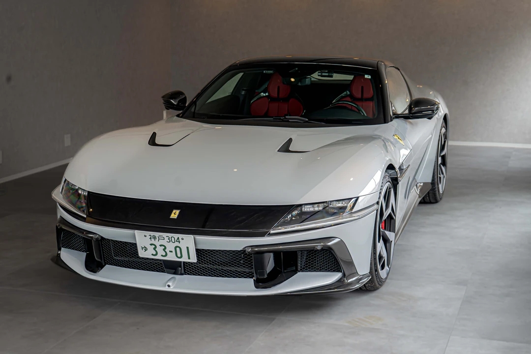 2025 Ferrari 12Cilindri - Image 3 of 6