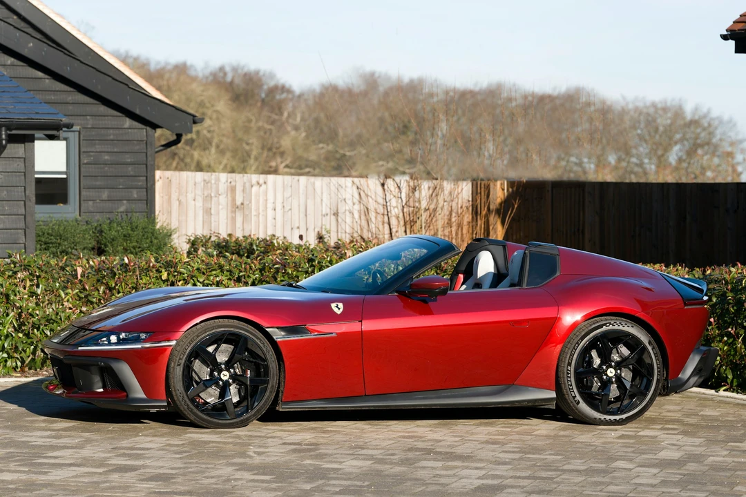 2025 Ferrari 12Cilindri Spider - Image 17 of 21