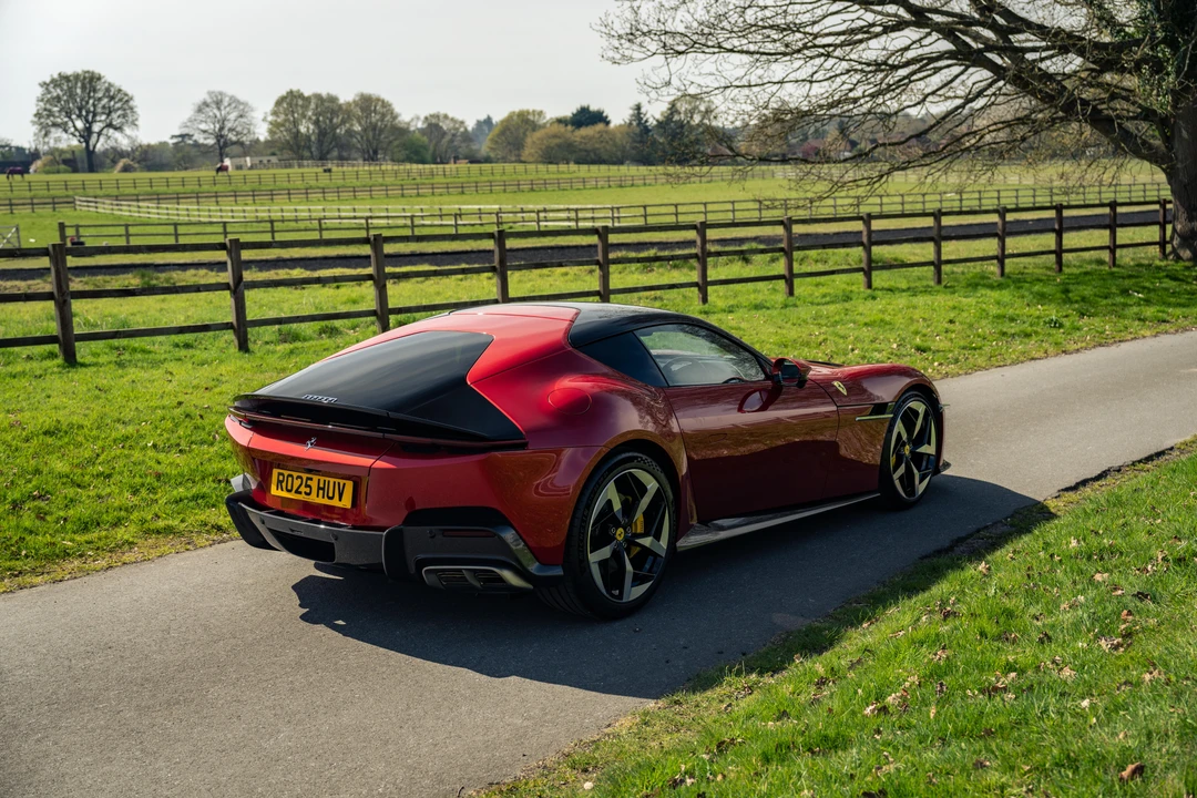 2025 Ferrari 12Cilindri - Image 4 of 31