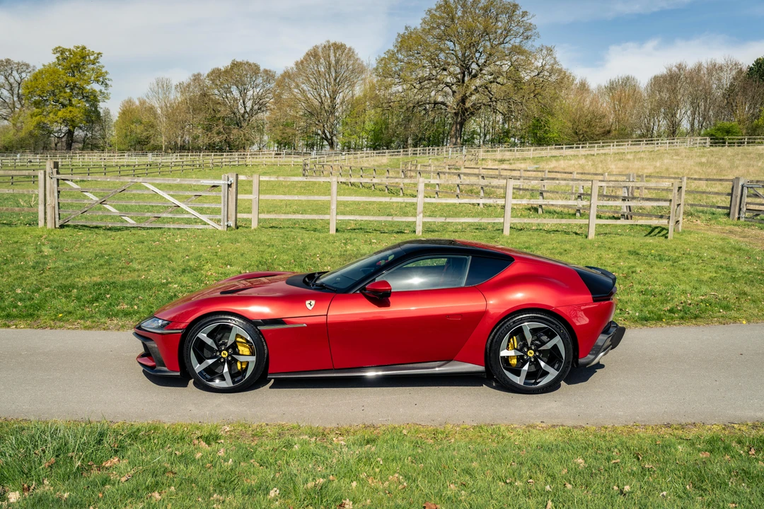 2025 Ferrari 12Cilindri - Image 7 of 31