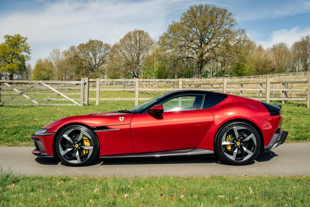 2025 Ferrari 12Cilindri - Image 21 of 31