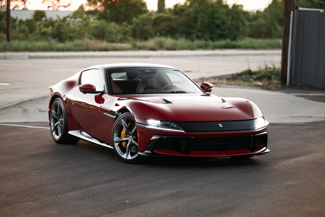 2025 Ferrari 12Cilindri - Image 4 of 31