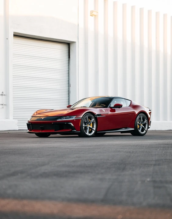 2025 Ferrari 12Cilindri - Image 10 of 31