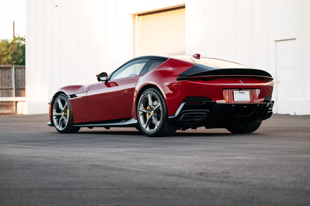 2025 Ferrari 12Cilindri - Image 14 of 31