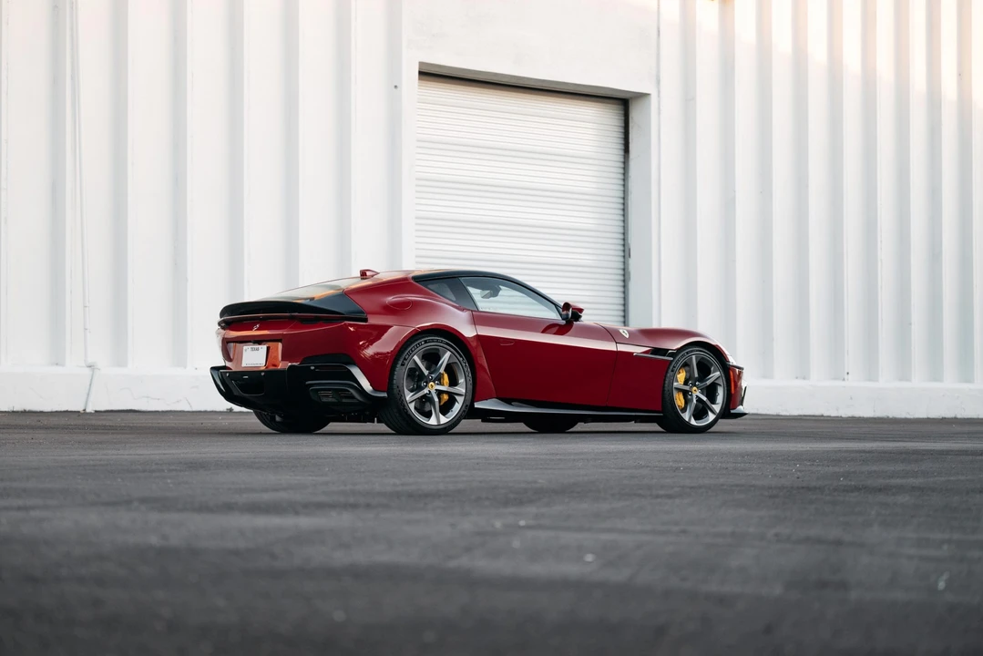 2025 Ferrari 12Cilindri - Image 18 of 31