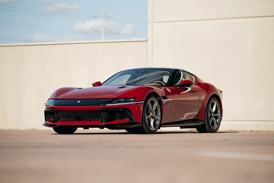 2025 Ferrari 12Cilindri - Image 23 of 31