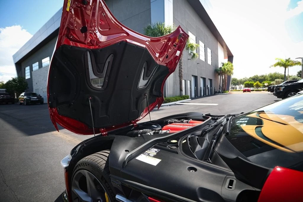 2025 Ferrari 12Cilindri - Image 24 of 31