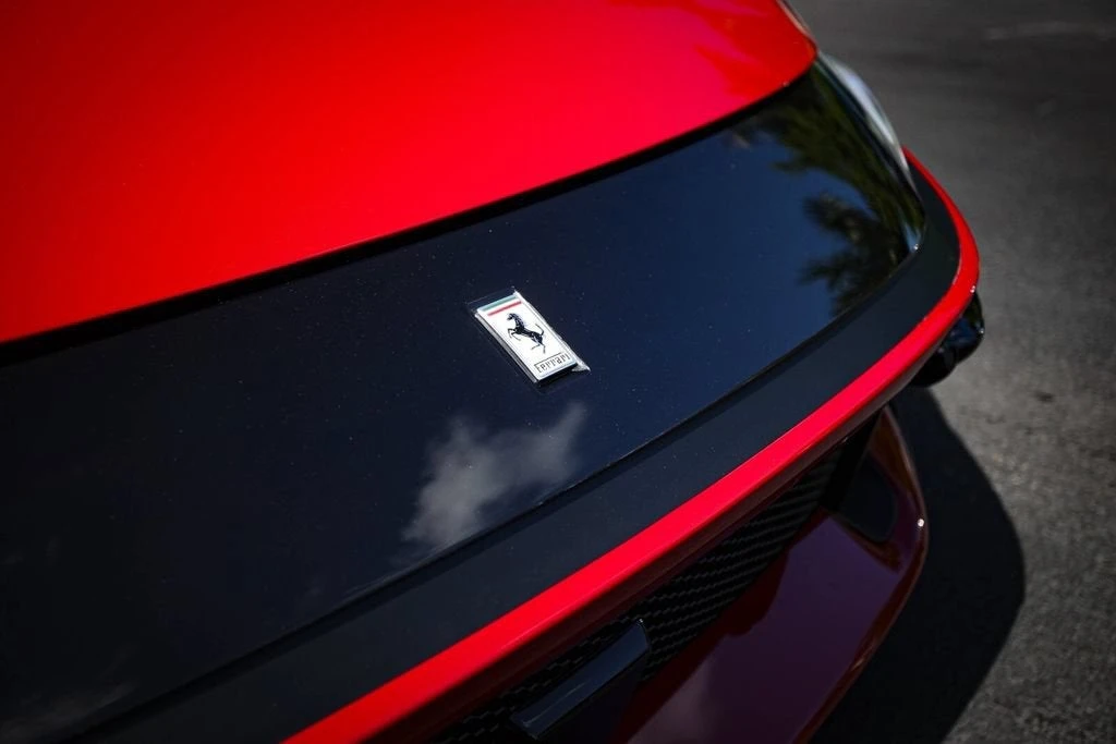 2025 Ferrari 12Cilindri - Image 11 of 31