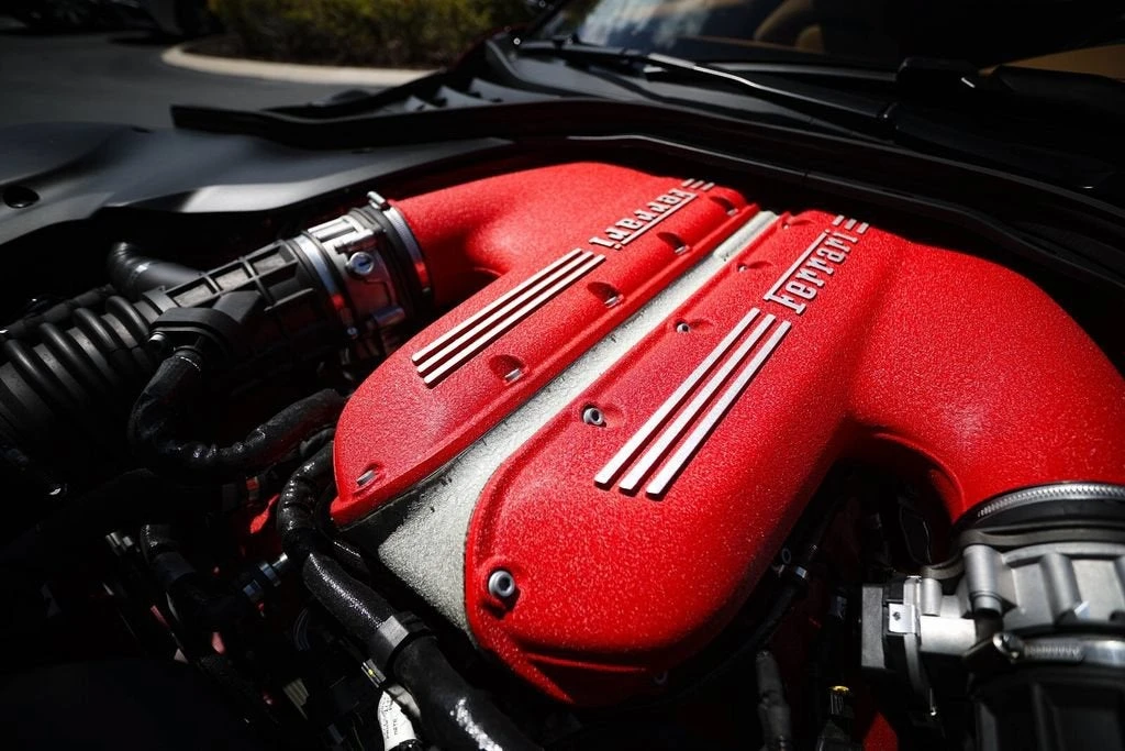 2025 Ferrari 12Cilindri - Image 27 of 31