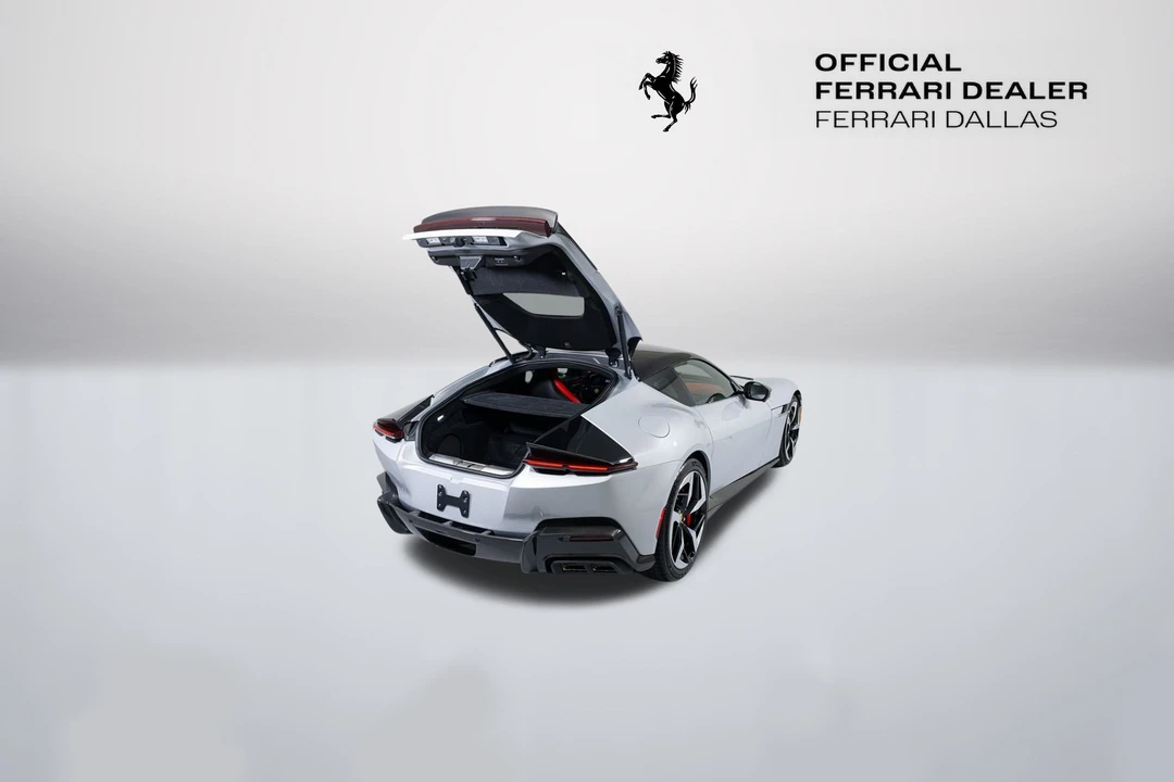 2025 Ferrari 12Cilindri - Image 16 of 31