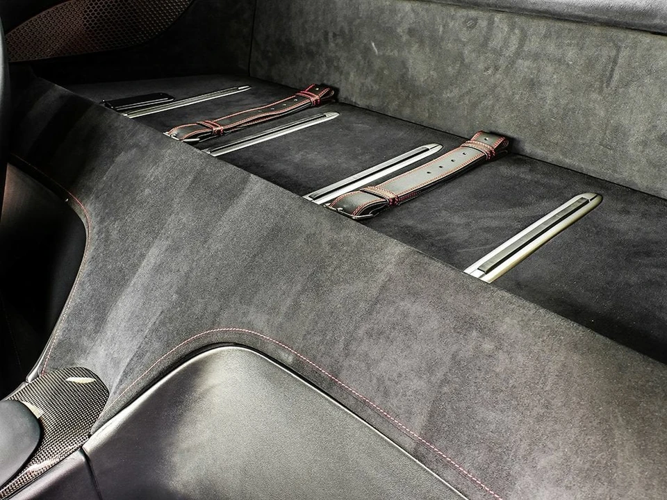 2025 Ferrari 12Cilindri - Image 14 of 31