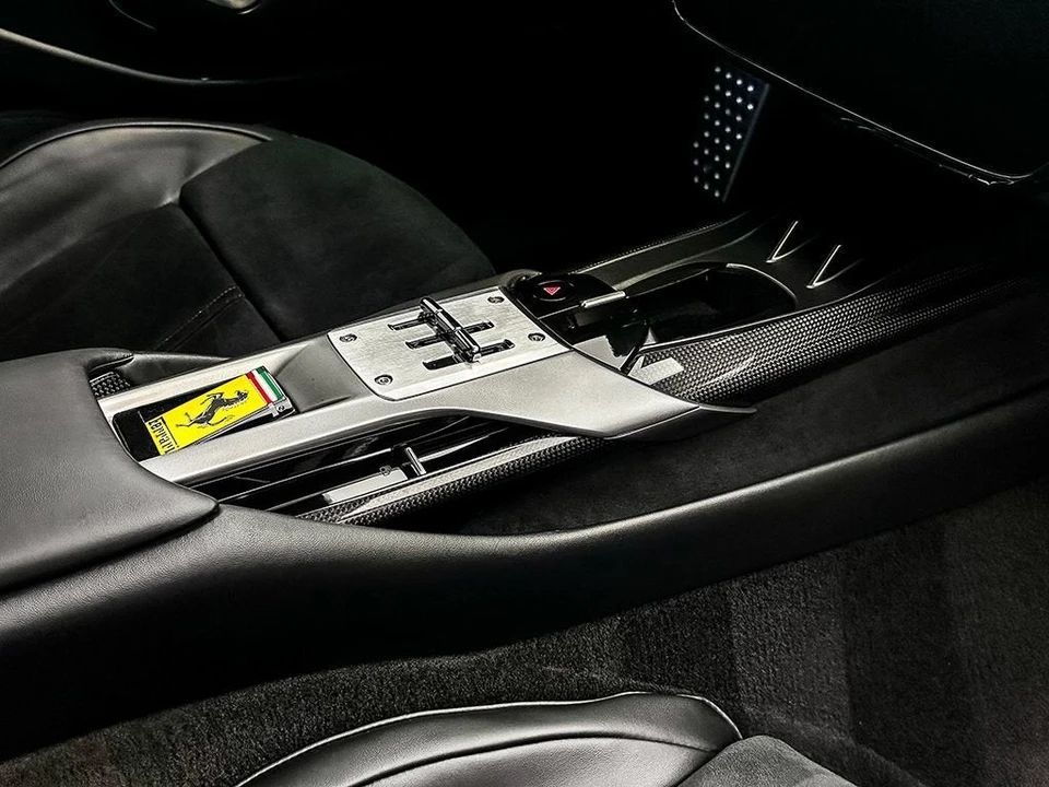 2025 Ferrari 12Cilindri - Image 19 of 31