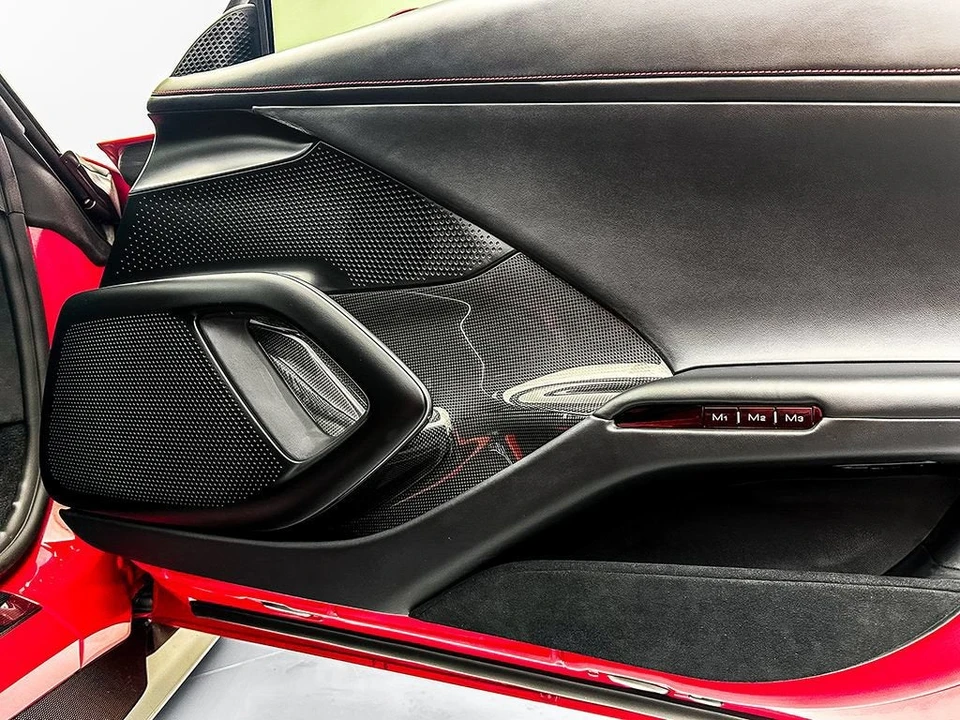 2025 Ferrari 12Cilindri - Image 15 of 31