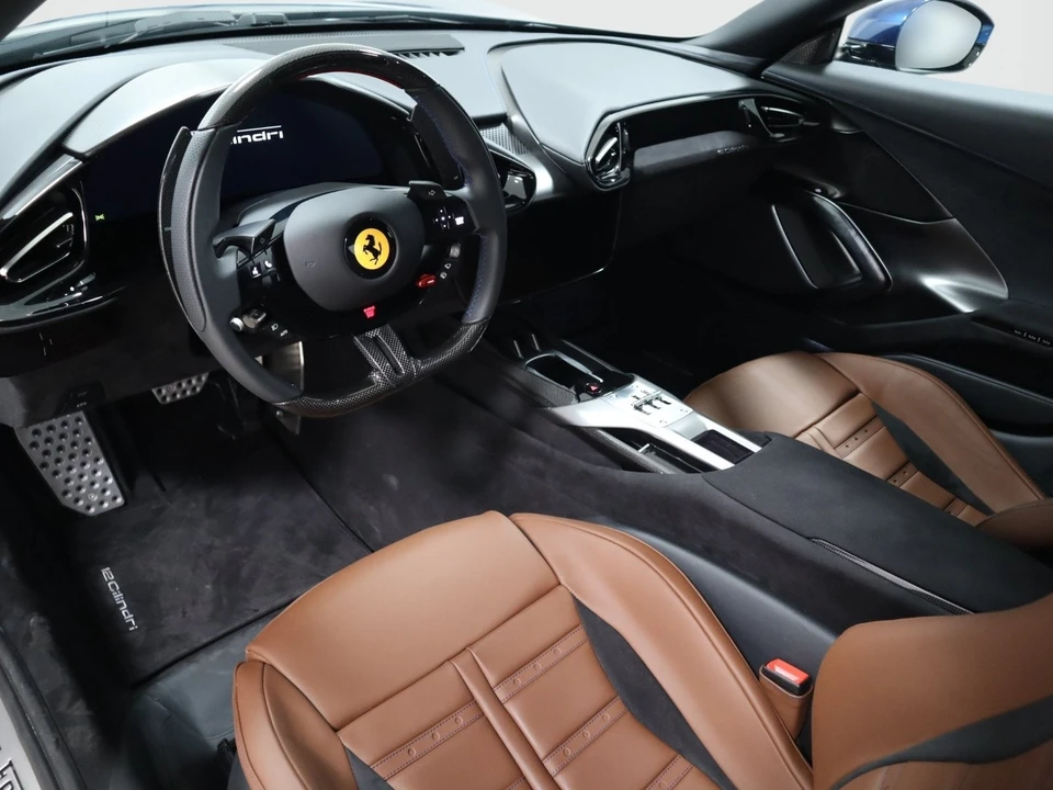 2025 Ferrari 12Cilindri - Image 9 of 31