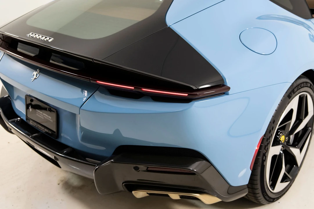 2025 Ferrari 12Cilindri - Image 27 of 31