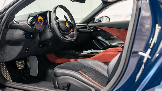 2025 Ferrari 12Cilindri - Image 3 of 15