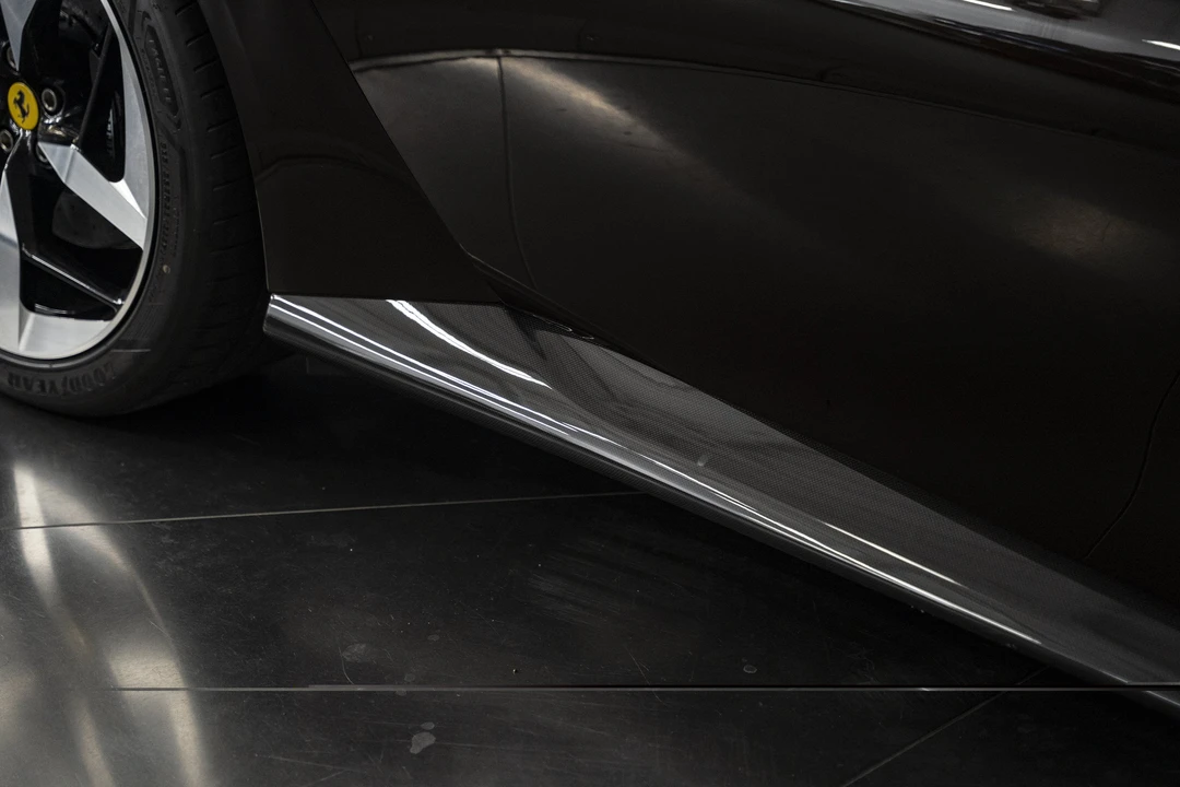 2025 Ferrari 12Cilindri - Image 10 of 31