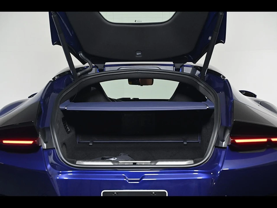 2025 Ferrari 12Cilindri - Image 25 of 27