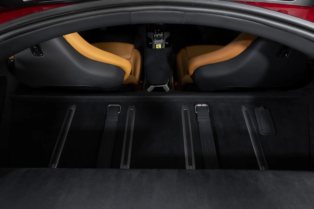 2025 Ferrari 12Cilindri - Image 23 of 31