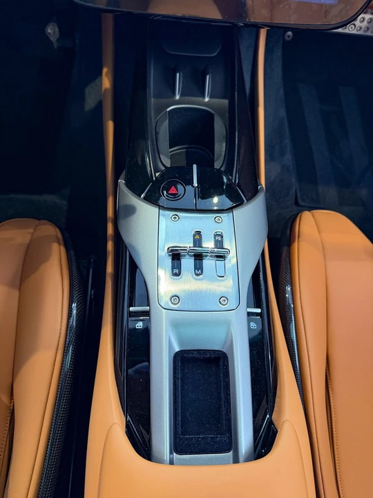 2025 Ferrari 12Cilindri - Image 14 of 23