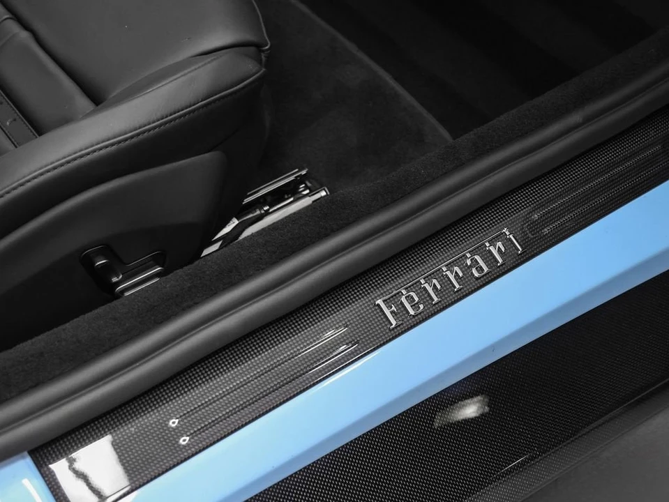 2025 Ferrari 12Cilindri - Image 26 of 31
