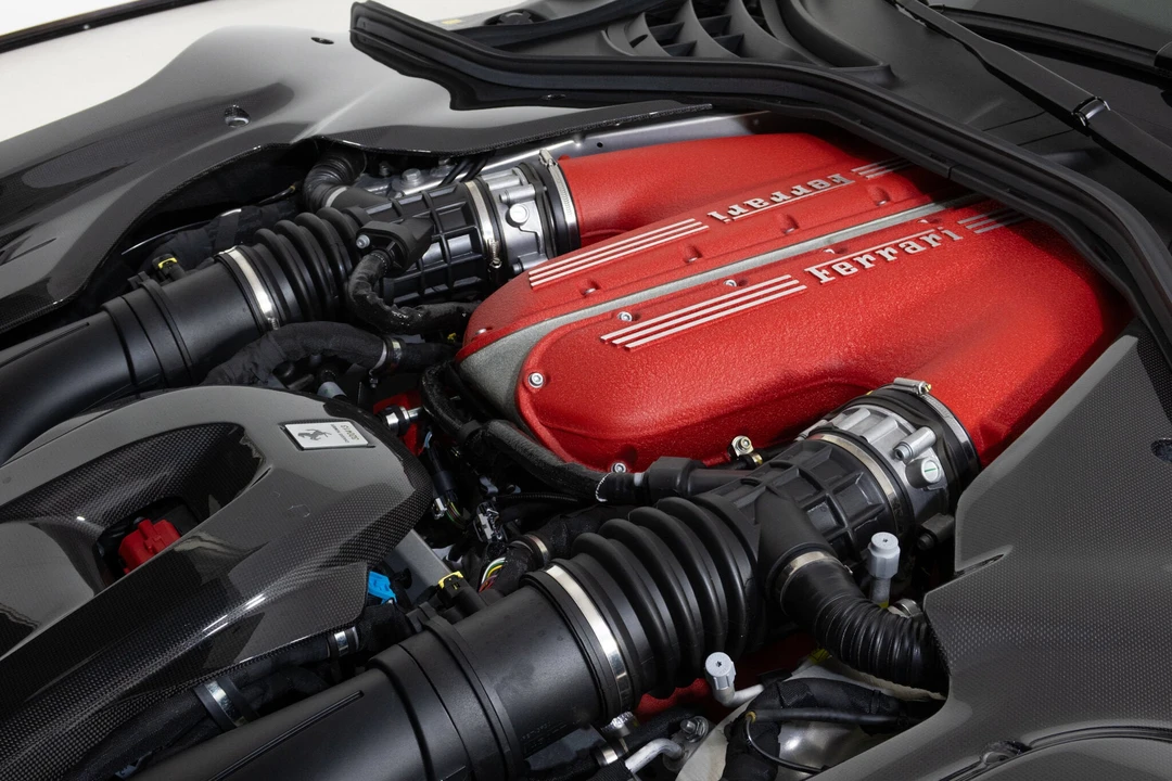 2025 Ferrari 12Cilindri - Image 24 of 31