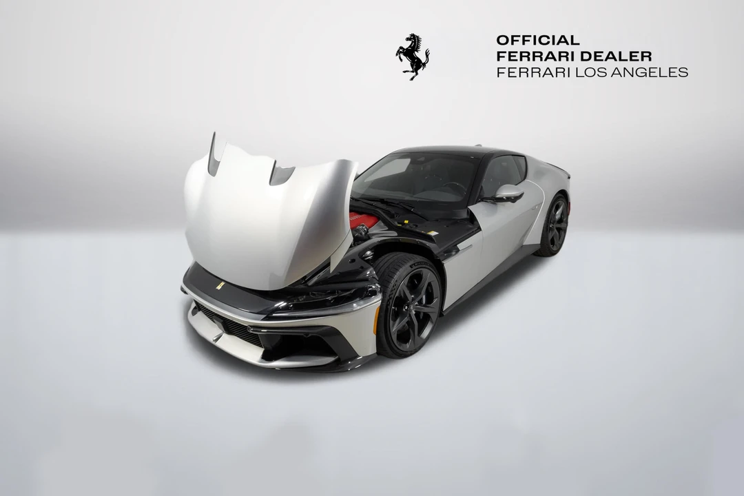 2025 Ferrari 12Cilindri - Image 23 of 31